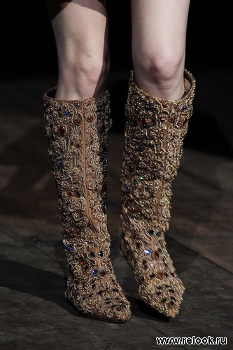 Dolce &amp; Gabbana Fall 2014 Ready-to-Wear