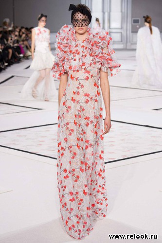 Giambattista Valli Spring 2015 Couture