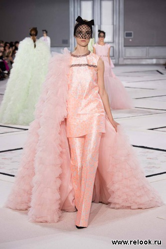 Giambattista Valli Spring 2015 Couture