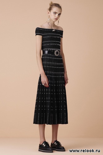 Alexander McQueen Resort 2016