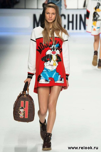 Moschino Fall 2015 Ready-to-Wear