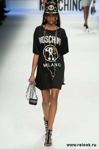 Moschino Fall 2015 Ready-to-Wear