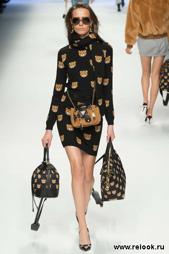 Moschino Fall 2015 Ready-to-Wear