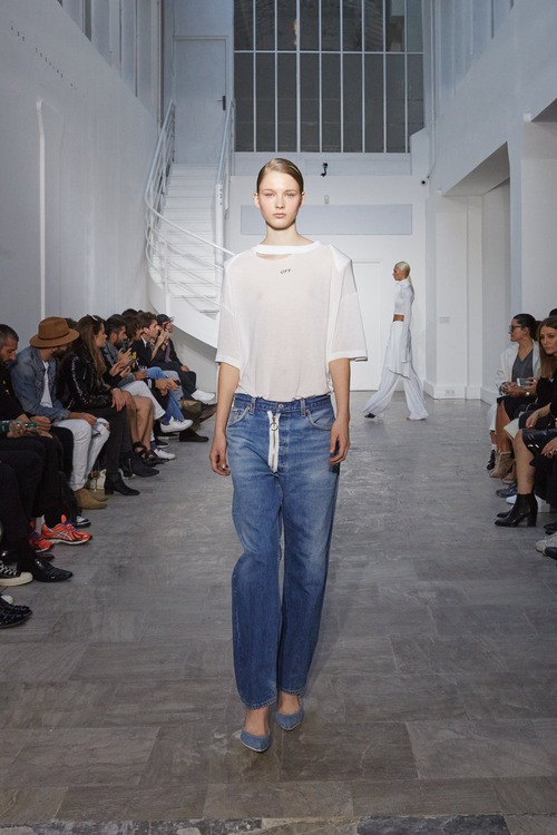 Off-White Spring 2016 Ready-to-Wear: -...