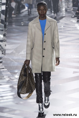 Louis Vuitton Fall 2016 Ready-to-Wear